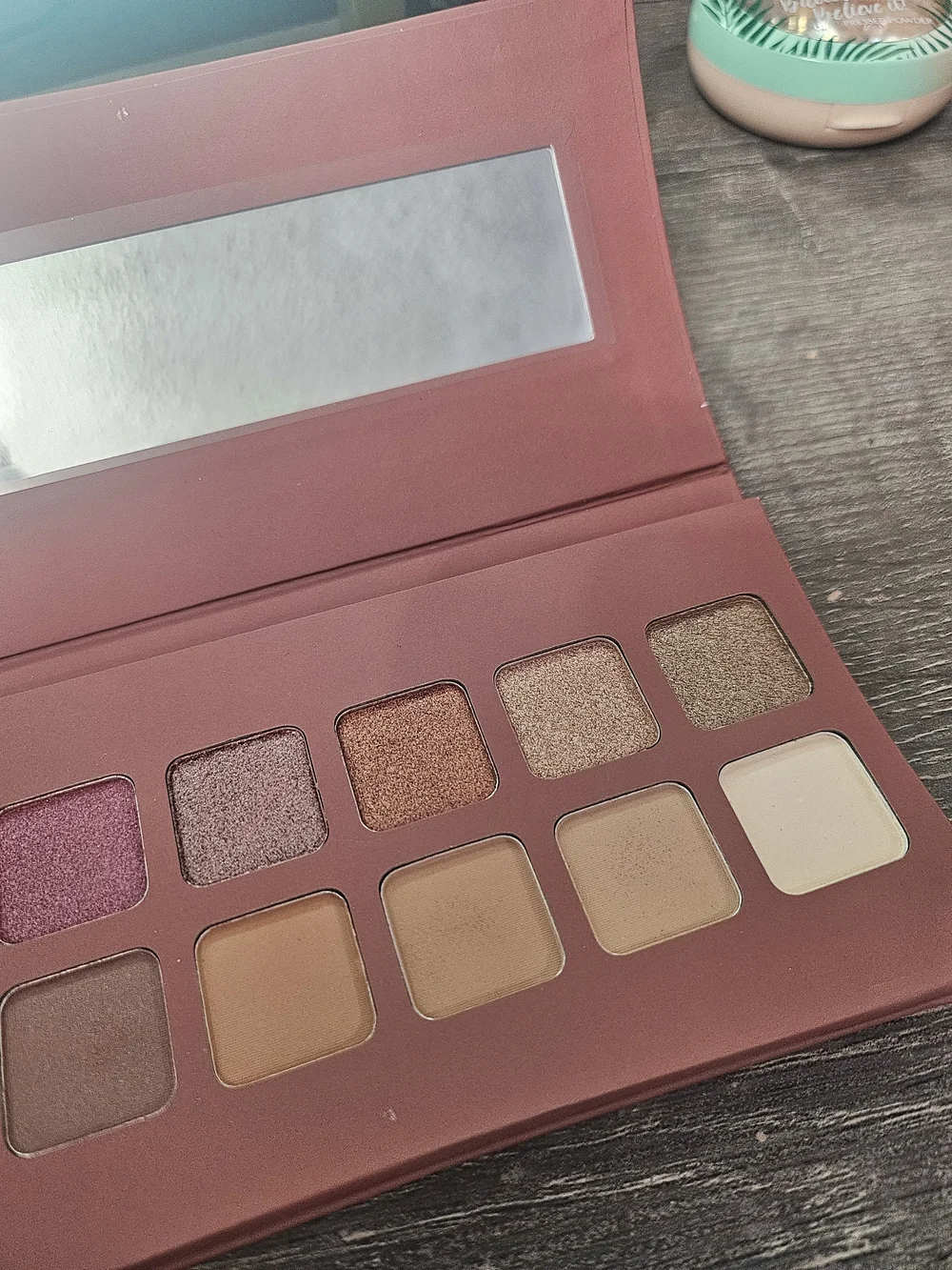 Illamasqua mauve-pink makeup palette case